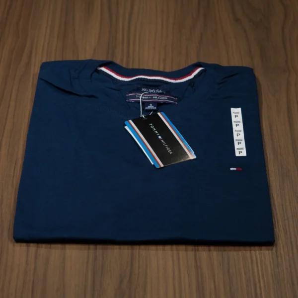 Camisa Tommy Hilfiger Básica Peruana - Imagem 15