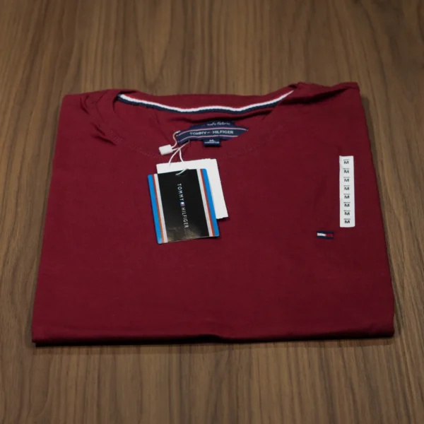 Camisa Tommy Hilfiger Básica Peruana - Imagem 11