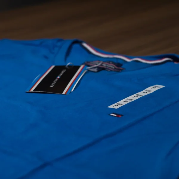Camisa Tommy Hilfiger Básica Peruana - Imagem 27
