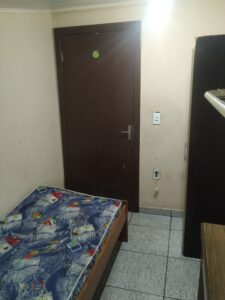 Alugo quarto no Boqueirão