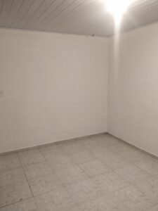 Alugo casa no Boqueirão