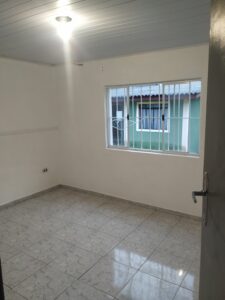 Alugo casa no Boqueirão