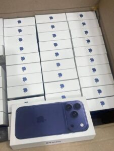 Apple iPhone 17 Pro Max/ 17 Pro - 256GB 512GB 1TB
