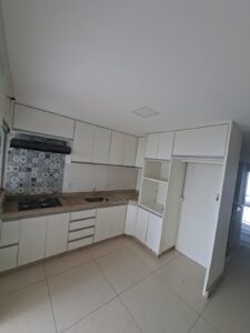 Alugo sobrado What 62 99355-4385
