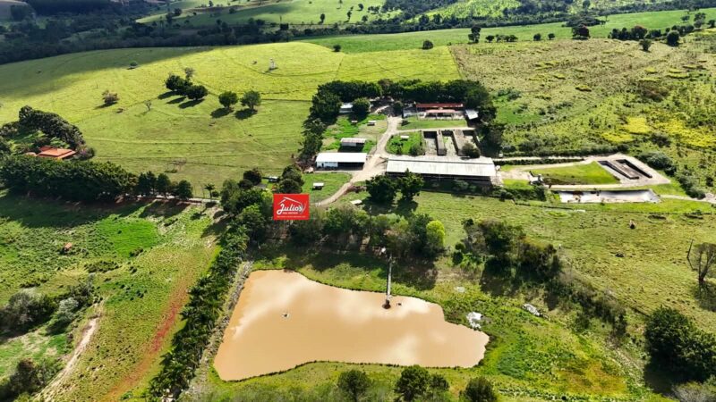 FAZENDA C/ 122 HÁ LEITEIRA E PECUÁRIA A VENDA NA REGIÃO DE ITAPETININGA-SP