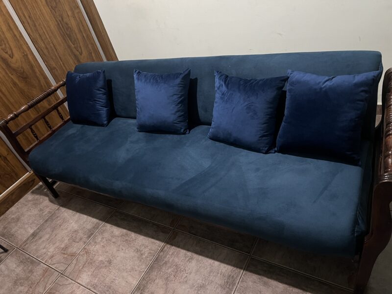 Sofá -cama vintage anos 60, em madeira nobre - jacarandá