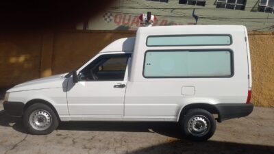 Vende-se Fiorino Ambulância ano 2008 Contato (31) 99198.3489
